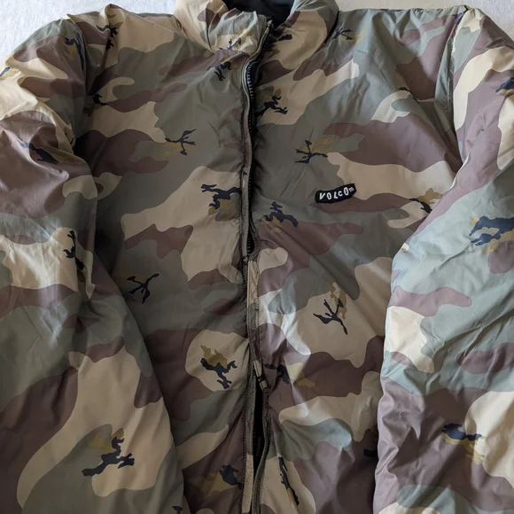 Volcom Black Quilted Puffer Jacket - Picture 4 of 5